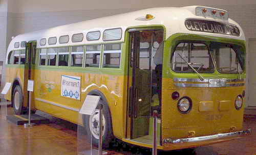 Der Bus Nr. 2857, in dem Rosa Parks am 01.12.1955 festgenommen wurde; ausgestellt im Henry Ford Museum